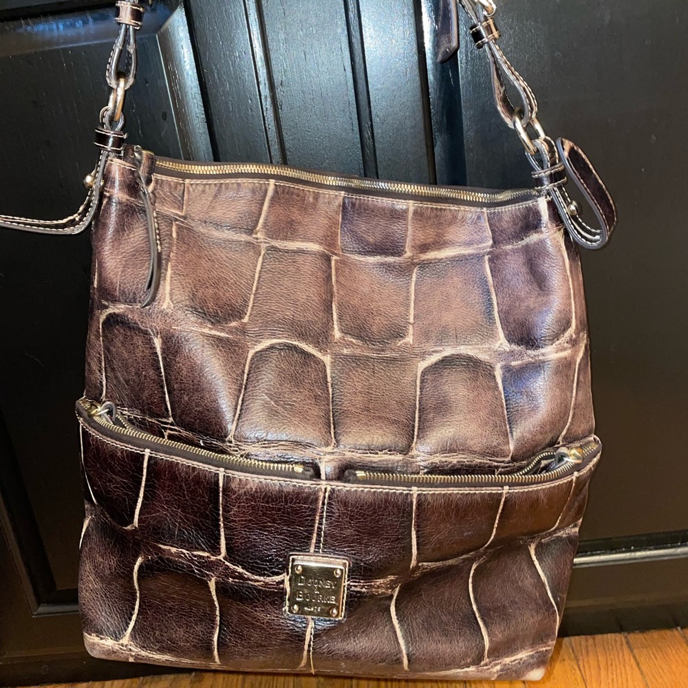 Dooney & Bourke Bag